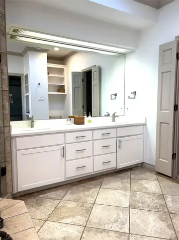 6100 S Interstate 35 W Alvarado TX 76009