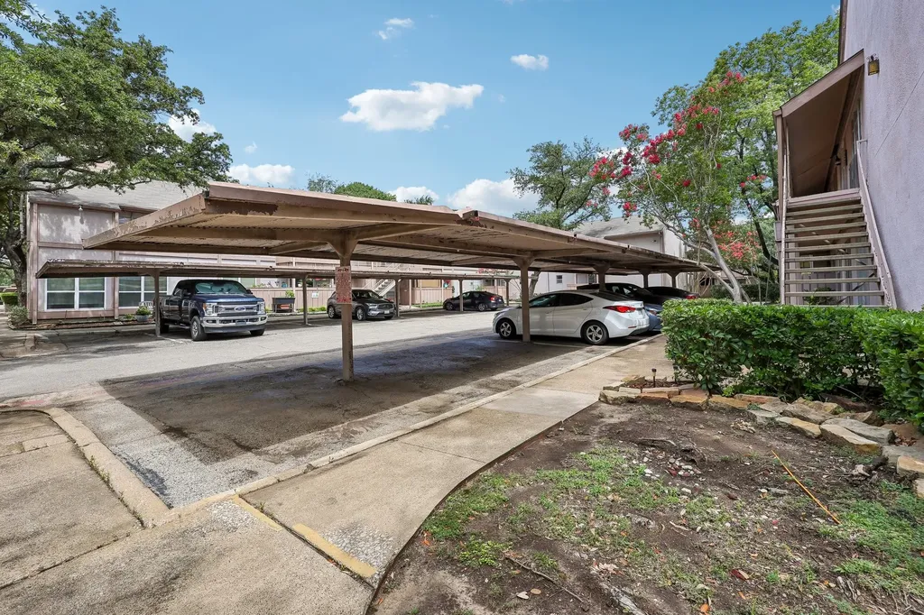 10578 High Hollows Drive Dallas TX 75230