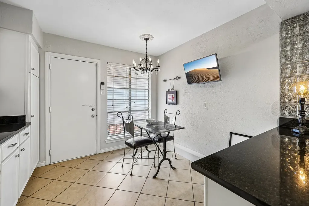 10578 High Hollows Drive Dallas TX 75230