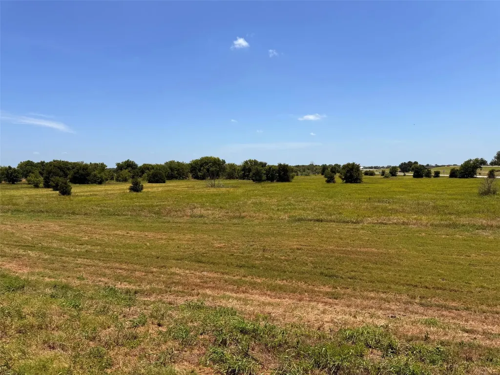 12101 Us Highway 175 Kemp TX 75143