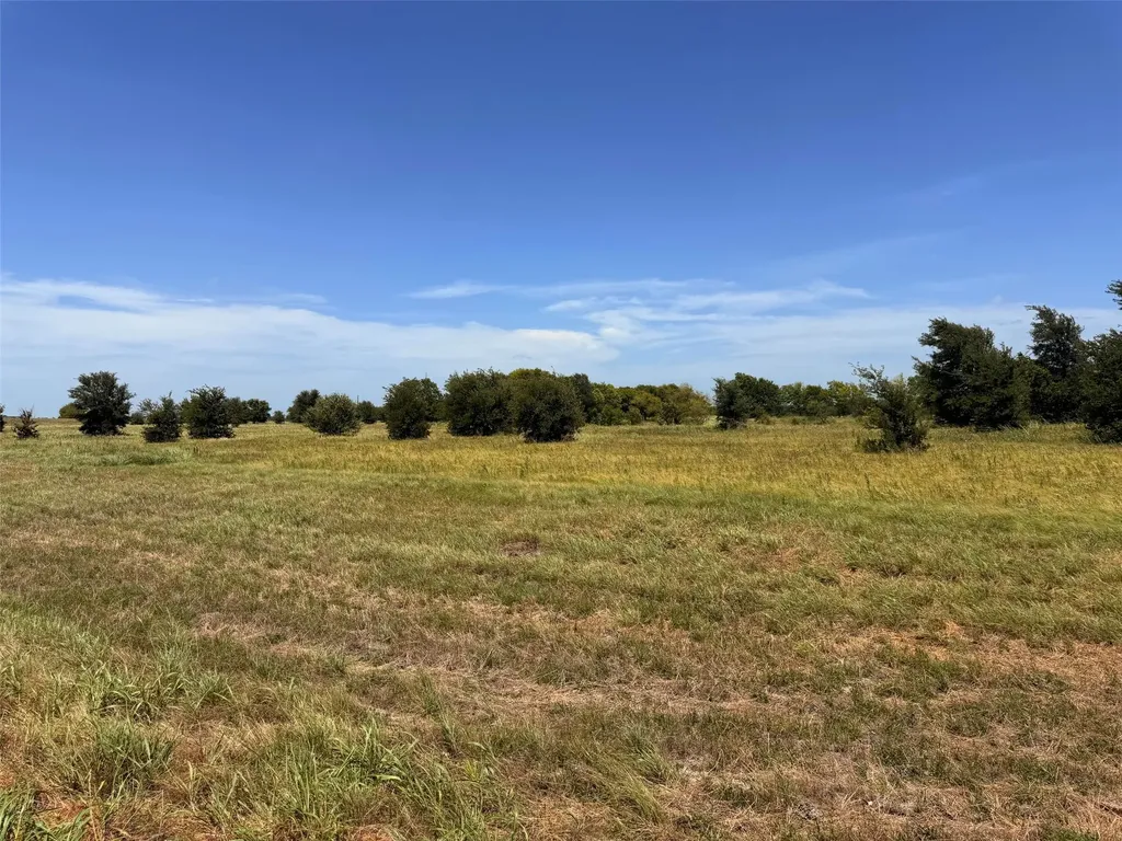 12101 Us Highway 175 Kemp TX 75143