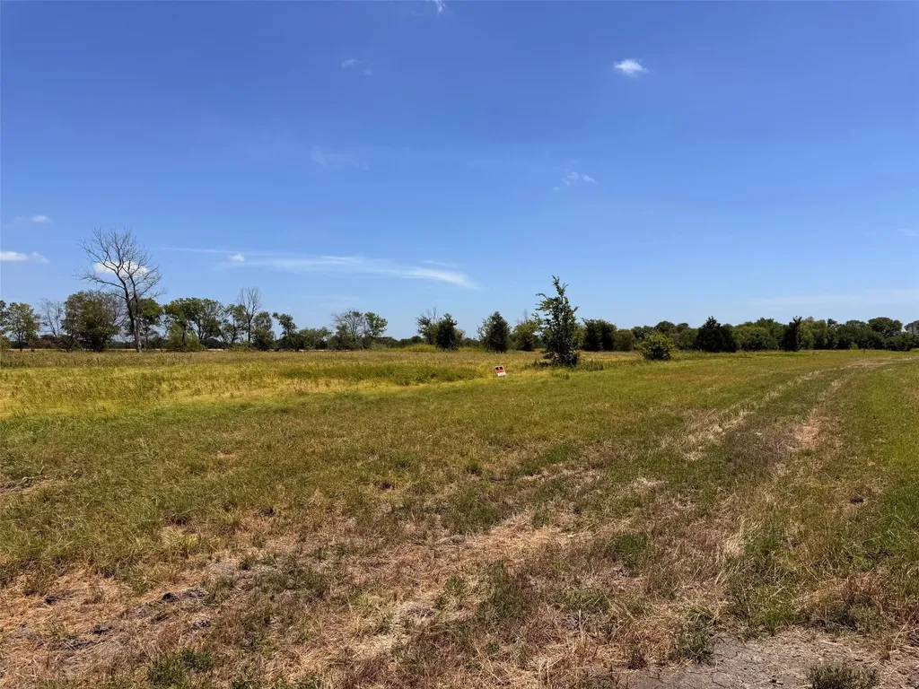 12101 Us Highway 175 Kemp TX 75143