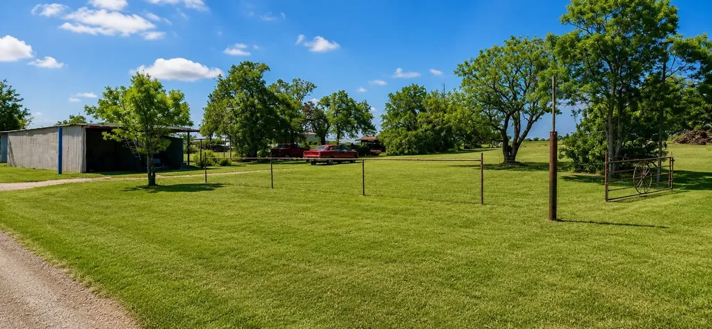 247 Rhoades Lane Springtown TX 76082