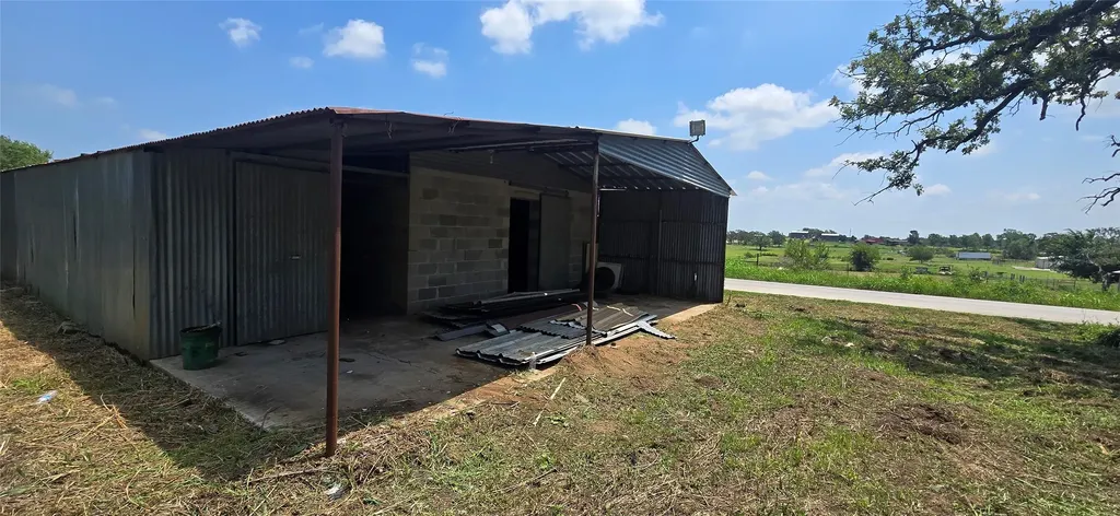 247 Rhoades Lane Springtown TX 76082