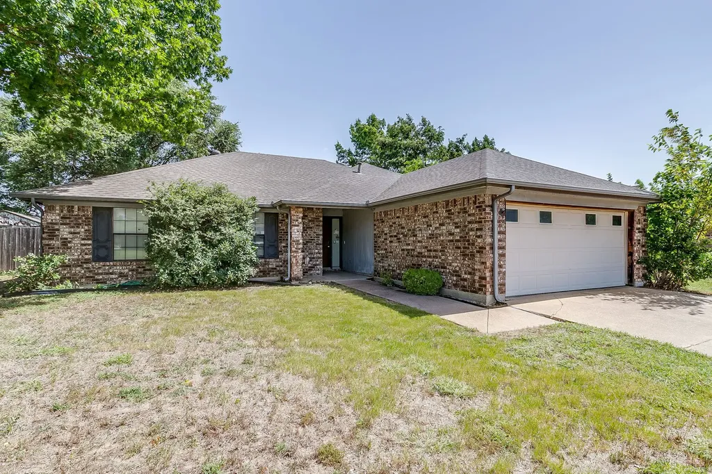 401 Revolution Lane Arlington TX 76002