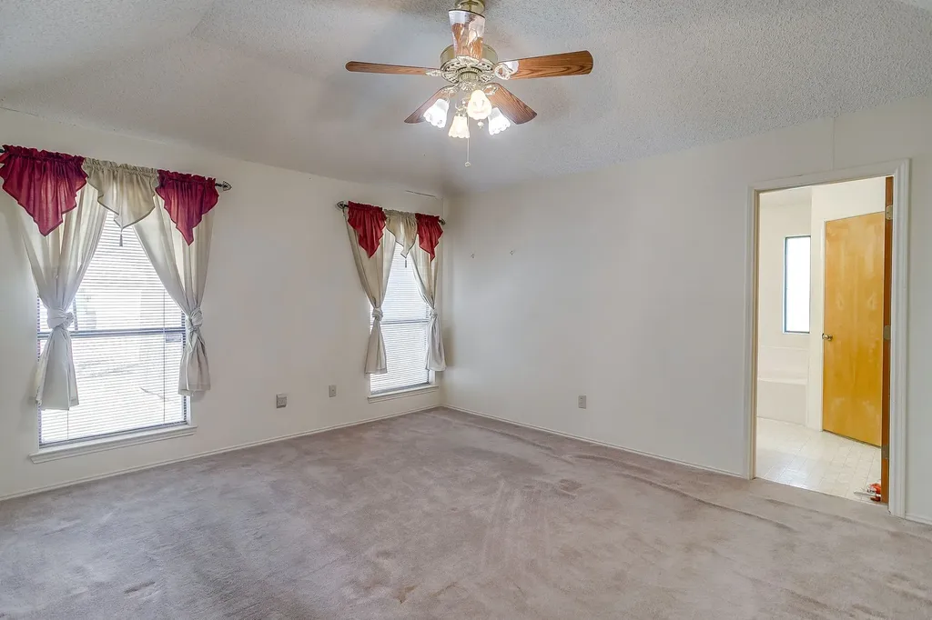 401 Revolution Lane Arlington TX 76002