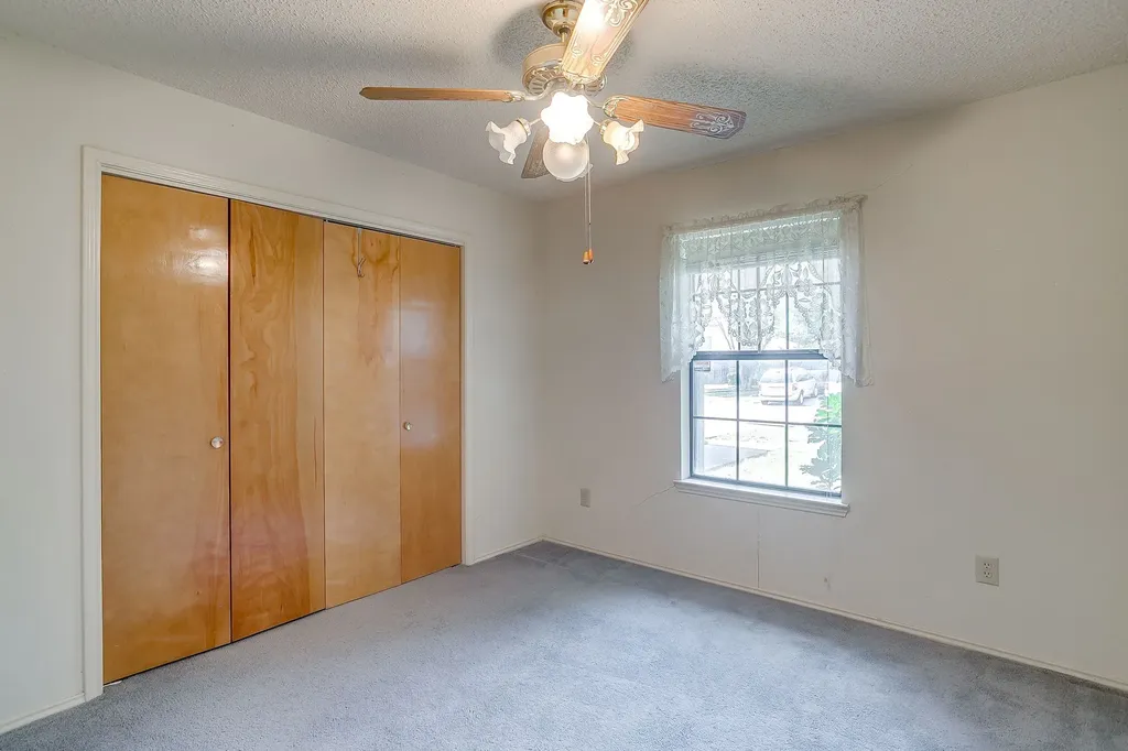 401 Revolution Lane Arlington TX 76002