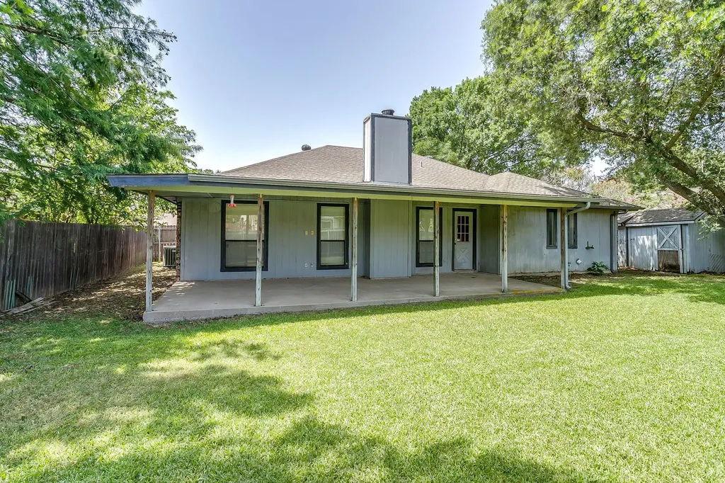 401 Revolution Lane Arlington TX 76002