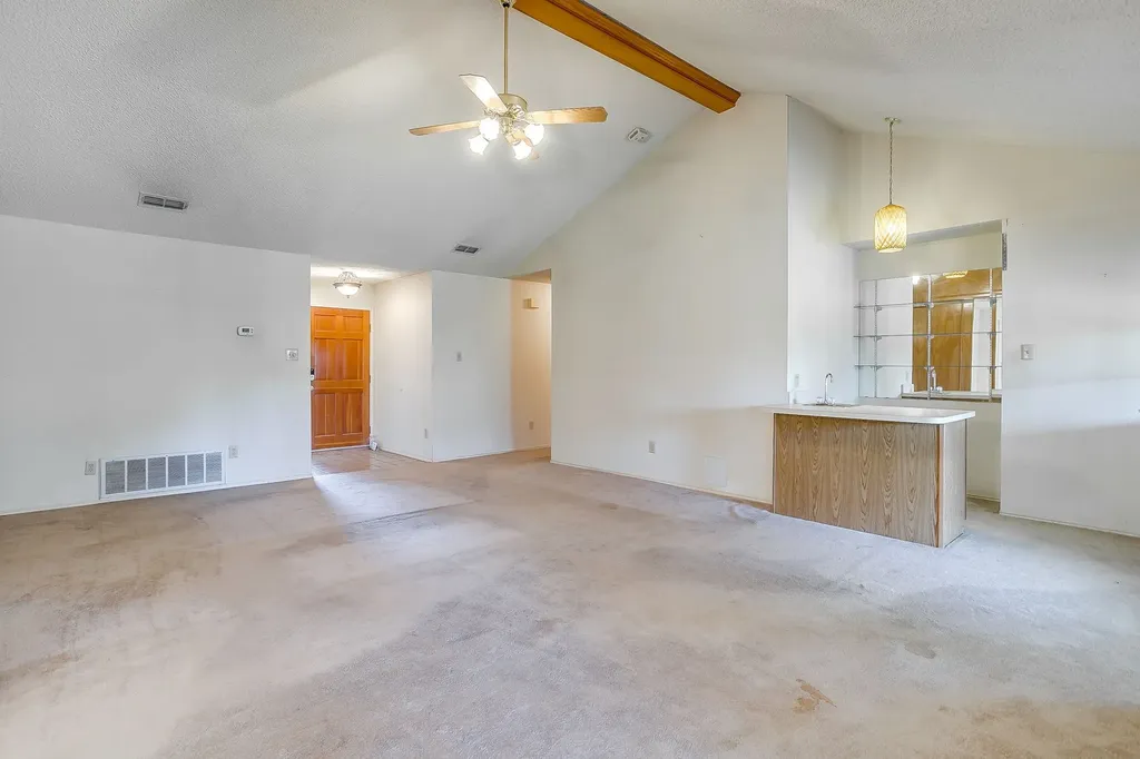401 Revolution Lane Arlington TX 76002