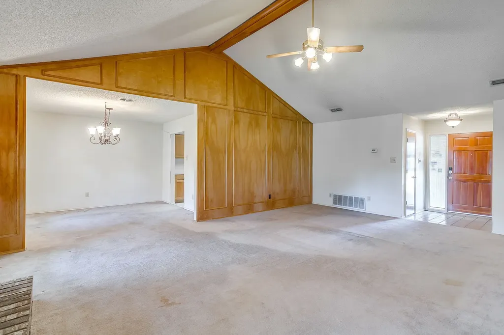 401 Revolution Lane Arlington TX 76002