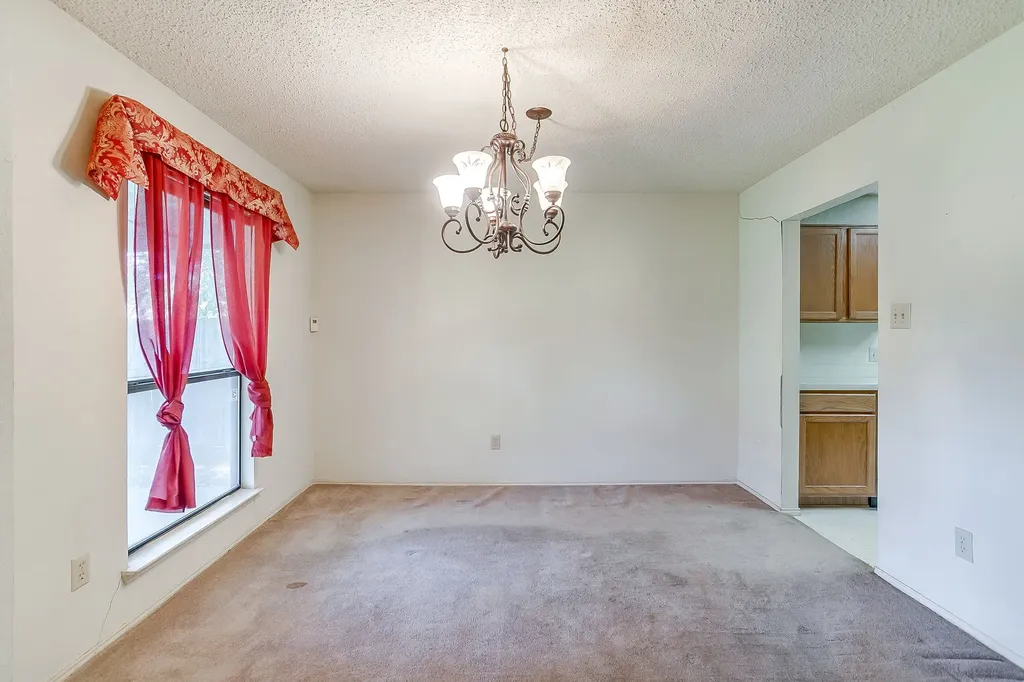 401 Revolution Lane Arlington TX 76002