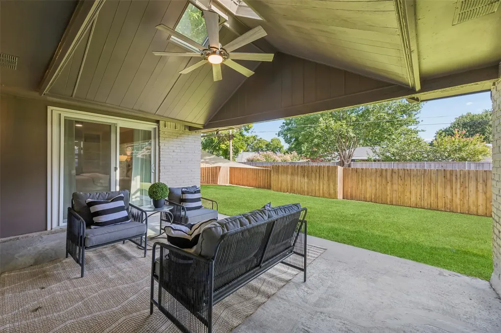 4044 Boca Bay Drive Dallas TX 75244