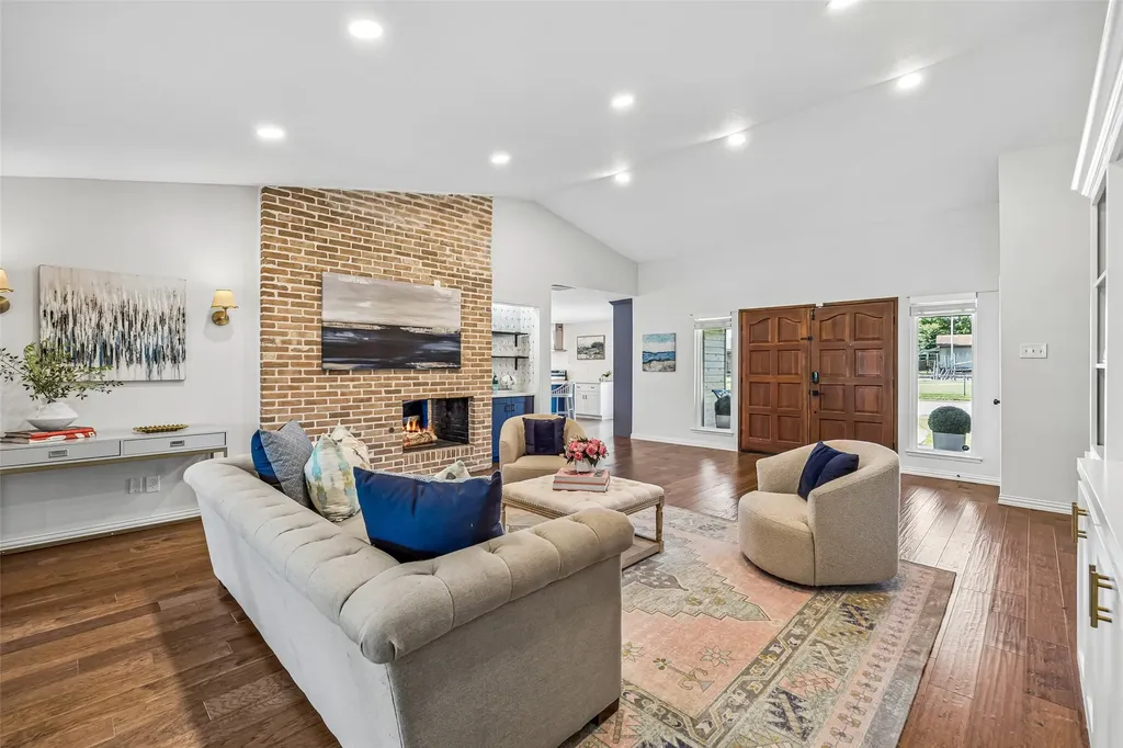 4044 Boca Bay Drive Dallas TX 75244