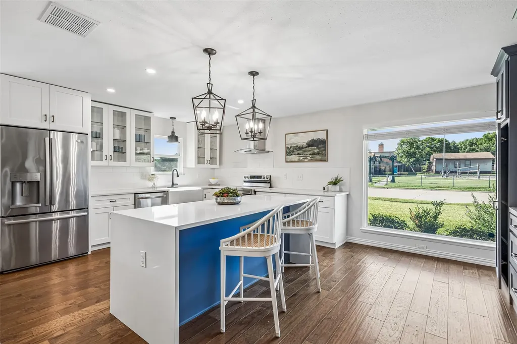 4044 Boca Bay Drive Dallas TX 75244