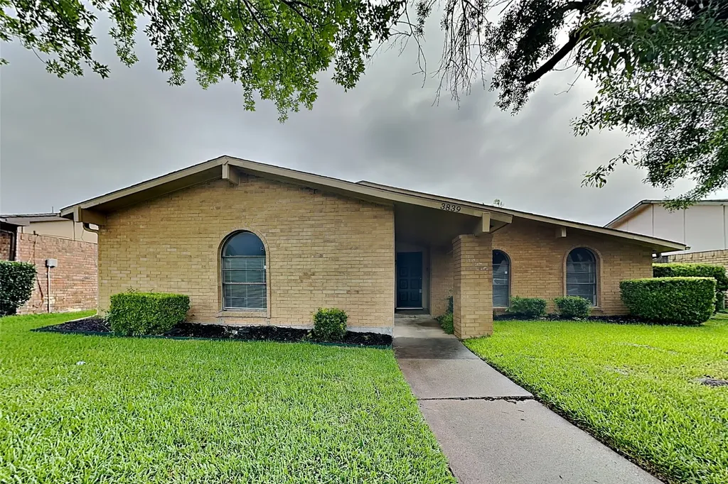 1517 Camelia Drive Lewisville TX 75067
