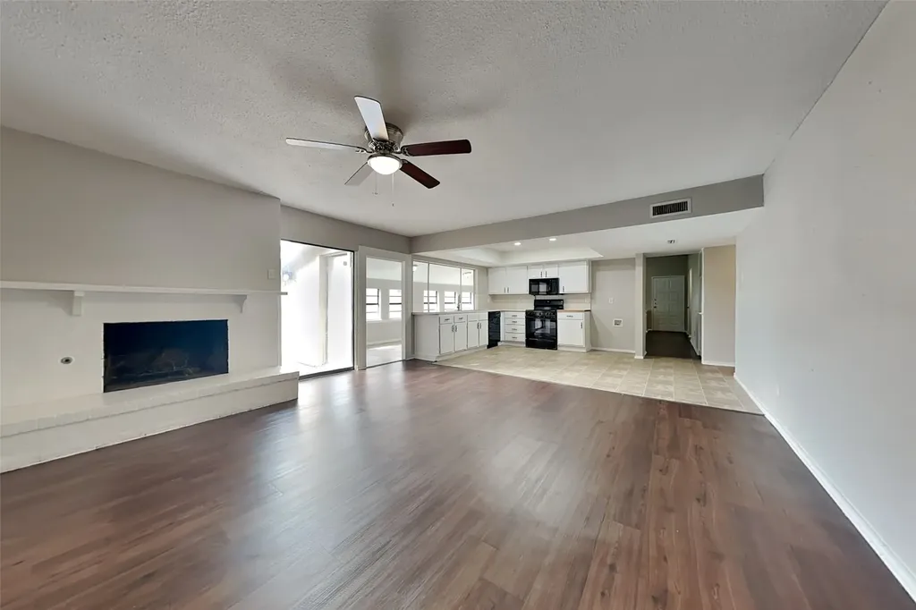 1517 Camelia Drive Lewisville TX 75067