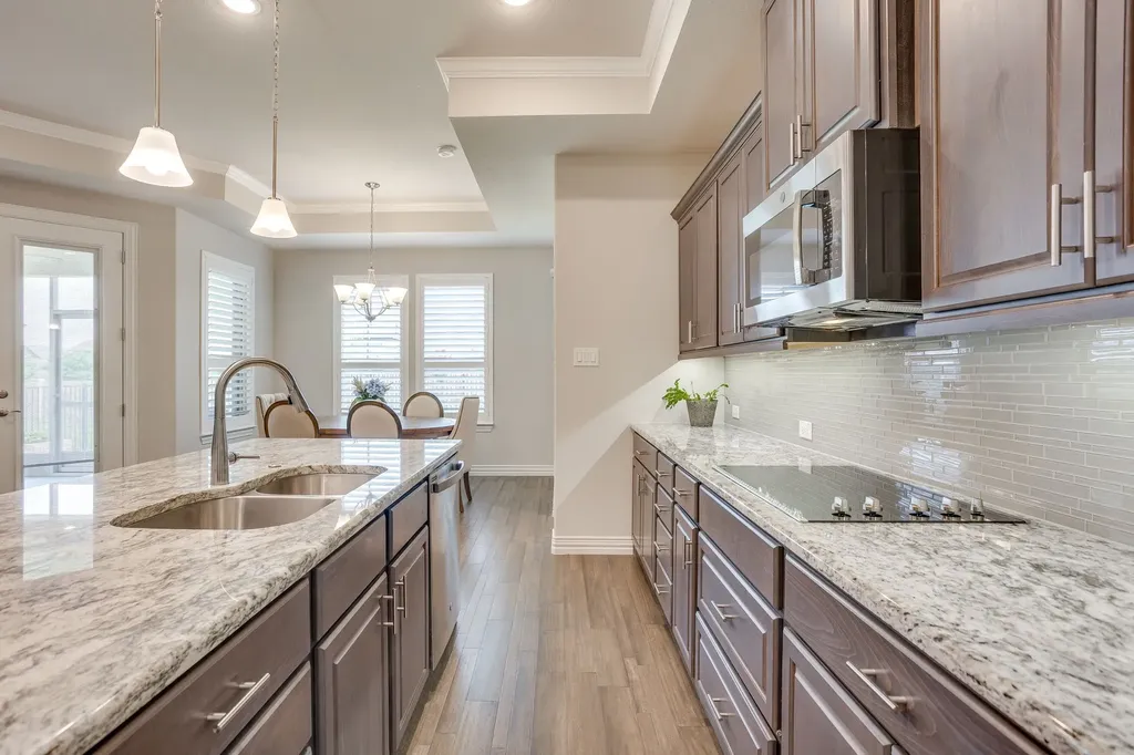 6104 Carmona Trail Fort Worth TX 76123