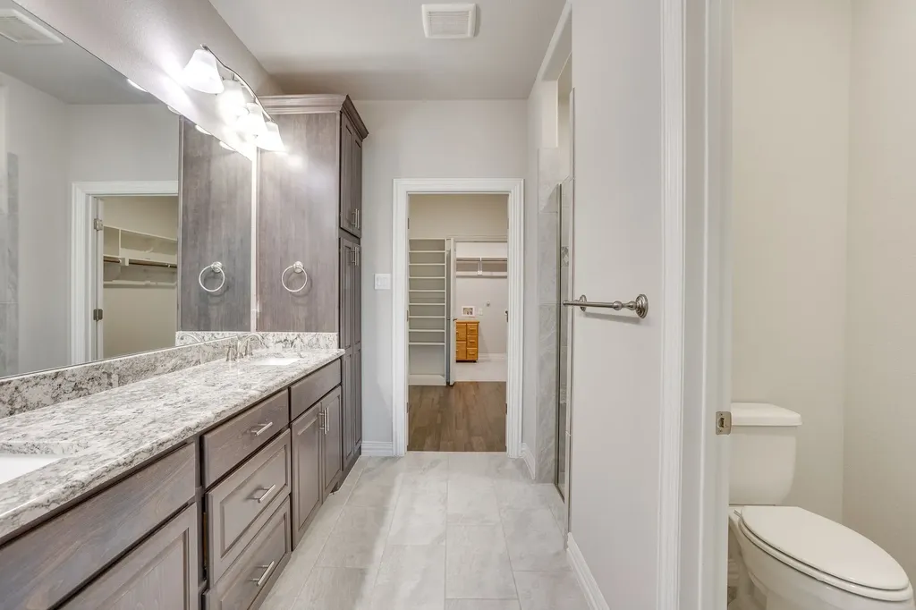 6104 Carmona Trail Fort Worth TX 76123