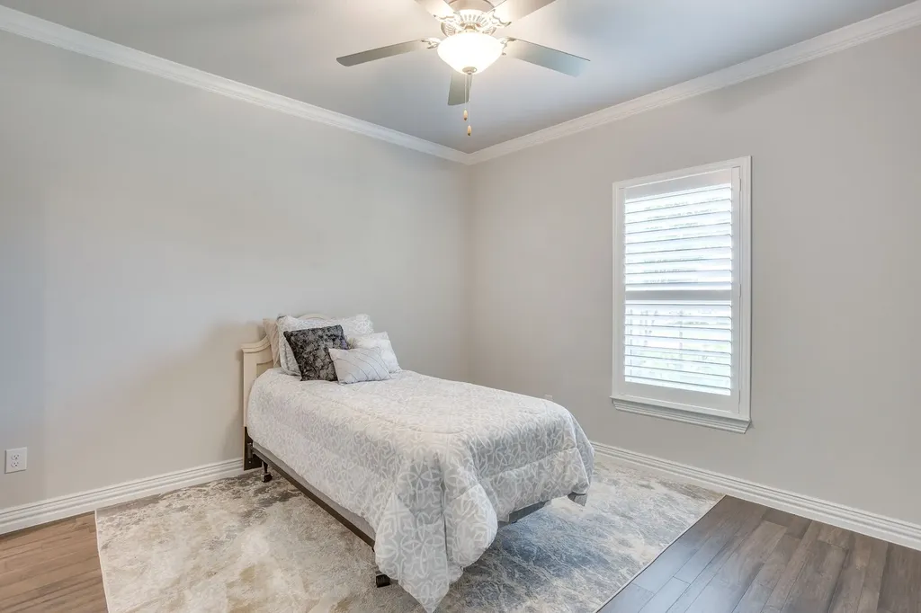 6104 Carmona Trail Fort Worth TX 76123
