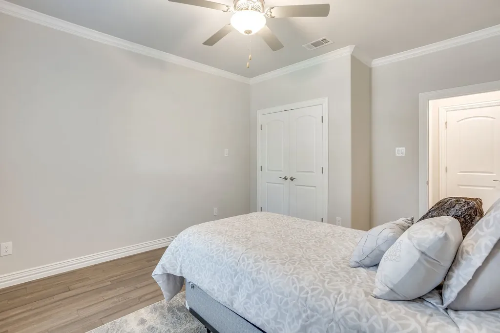 6104 Carmona Trail Fort Worth TX 76123