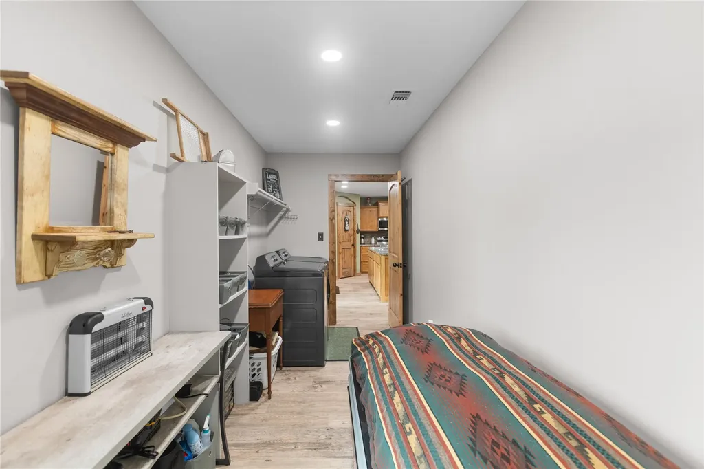 13217 Farm Road 195 Paris TX 75462