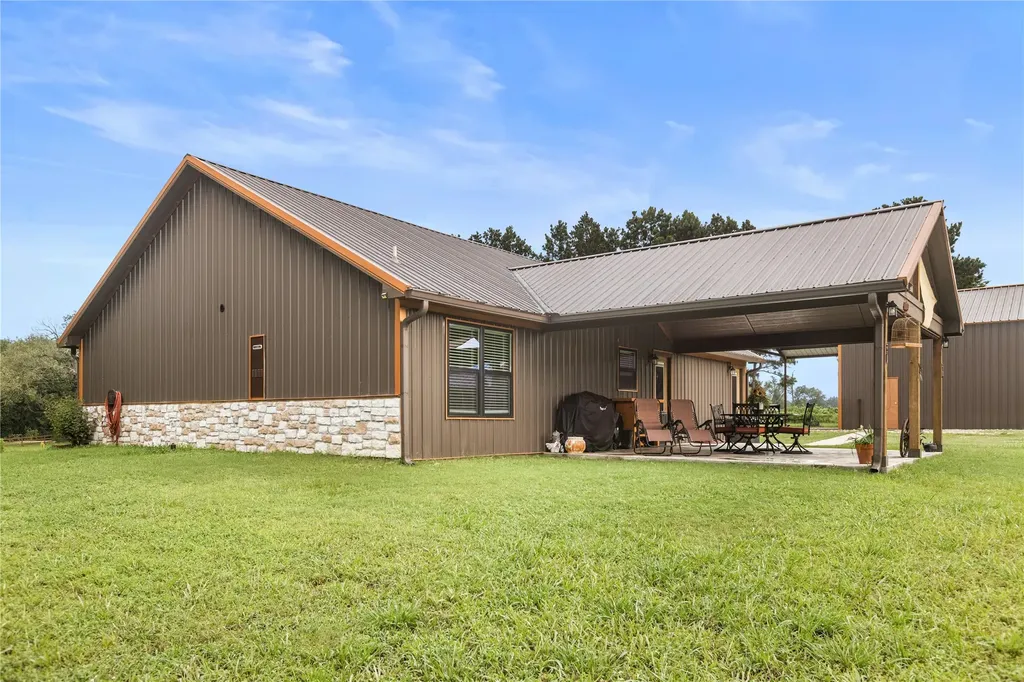 13217 Farm Road 195 Paris TX 75462