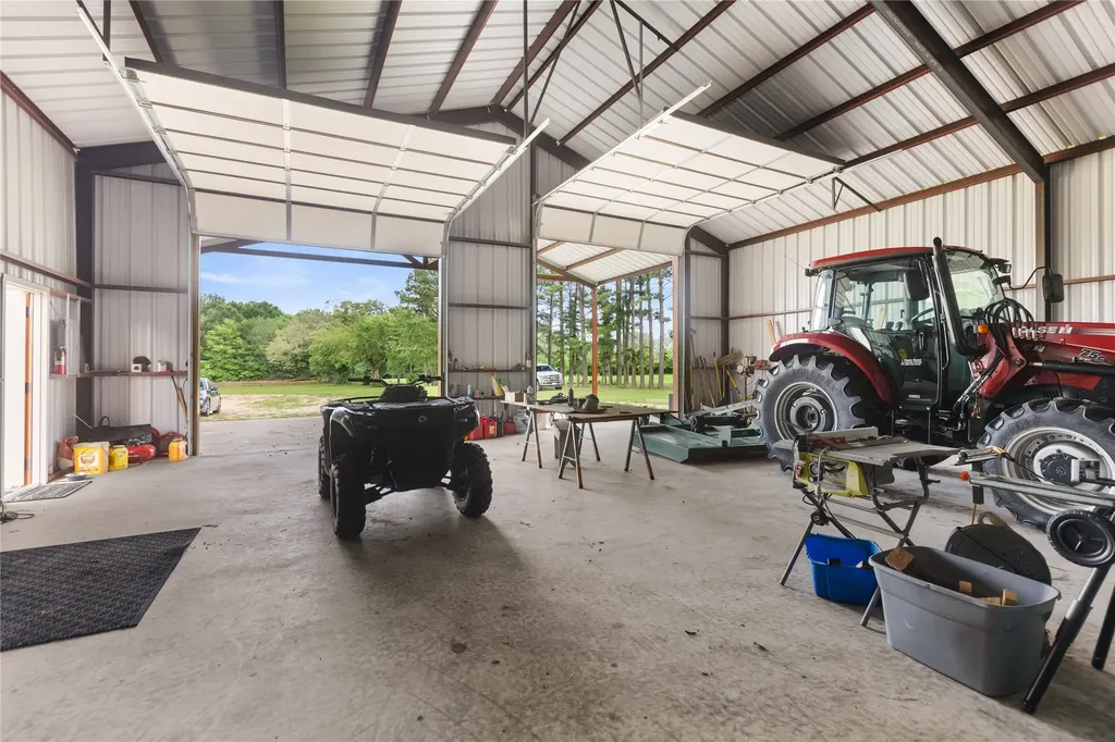 13217 Farm Road 195 Paris TX 75462