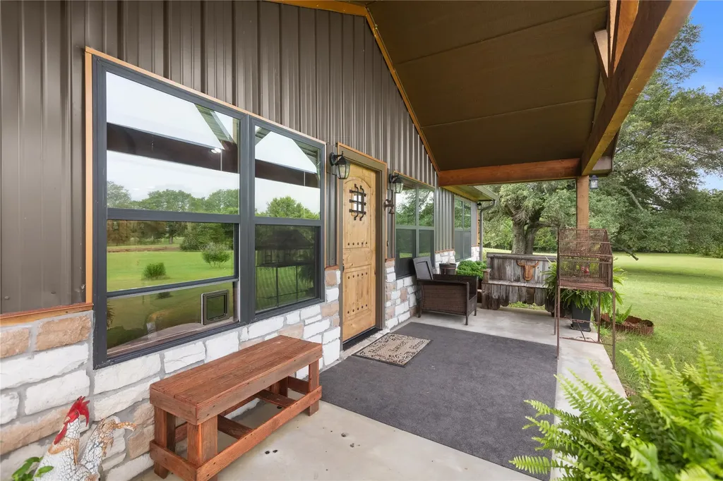 13217 Farm Road 195 Paris TX 75462