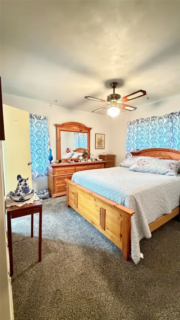309 Glen Oaks Bonham TX 75418