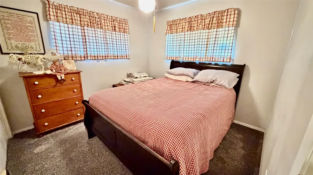 309 Glen Oaks Bonham TX 75418