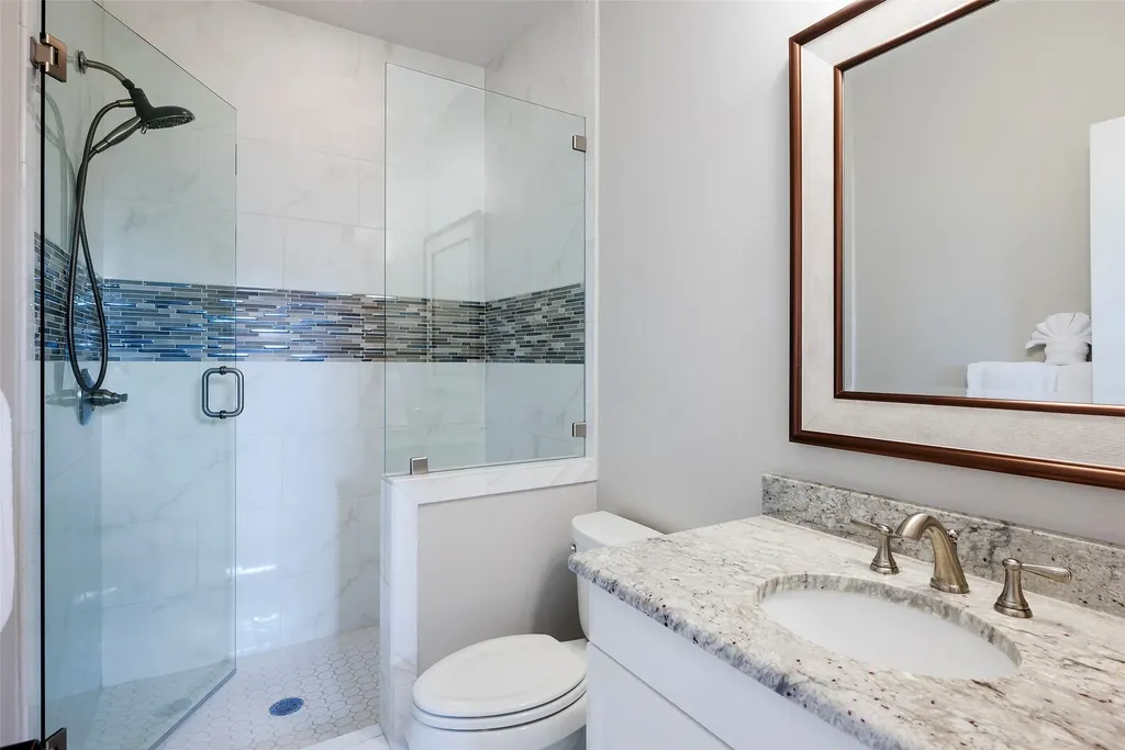 3867 Beutel Court Dallas TX 75229