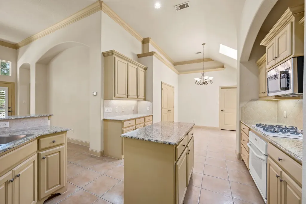 5801 Arbor Road North Richland Hills TX 76180