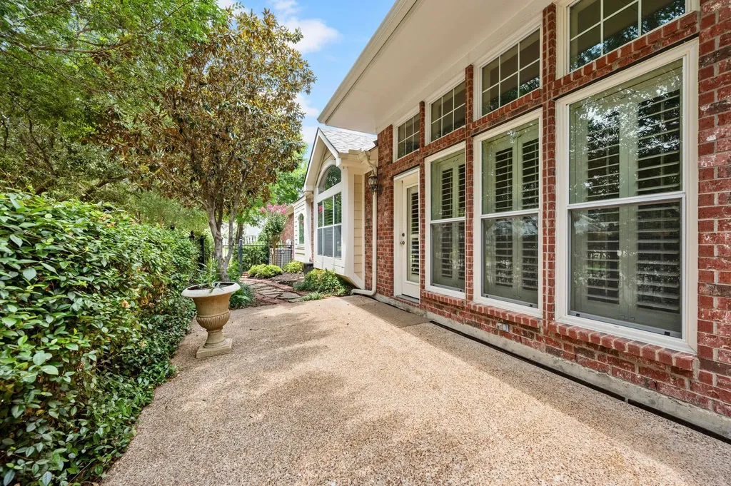 5801 Arbor Road North Richland Hills TX 76180