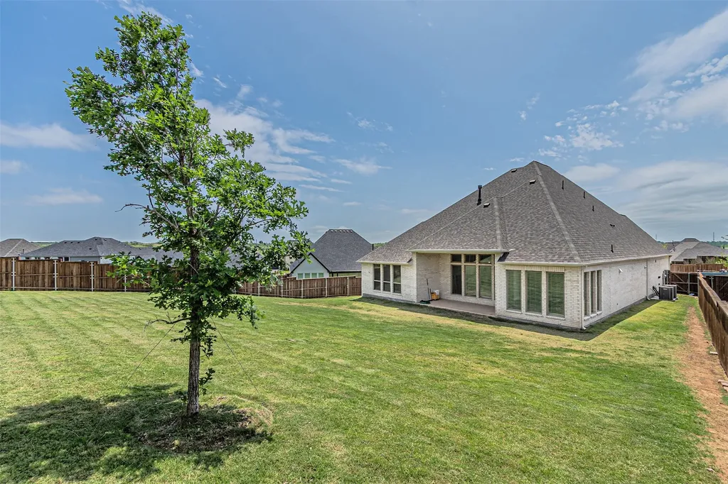 116 Derrett Lane Rhome TX 76078