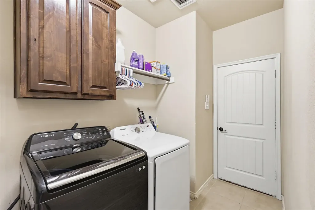 10512 Flat Creek Trail Mckinney TX 75072