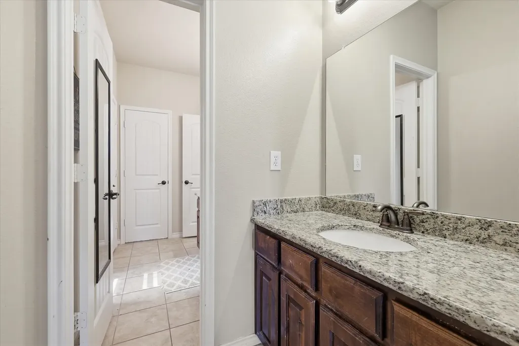 10512 Flat Creek Trail Mckinney TX 75072