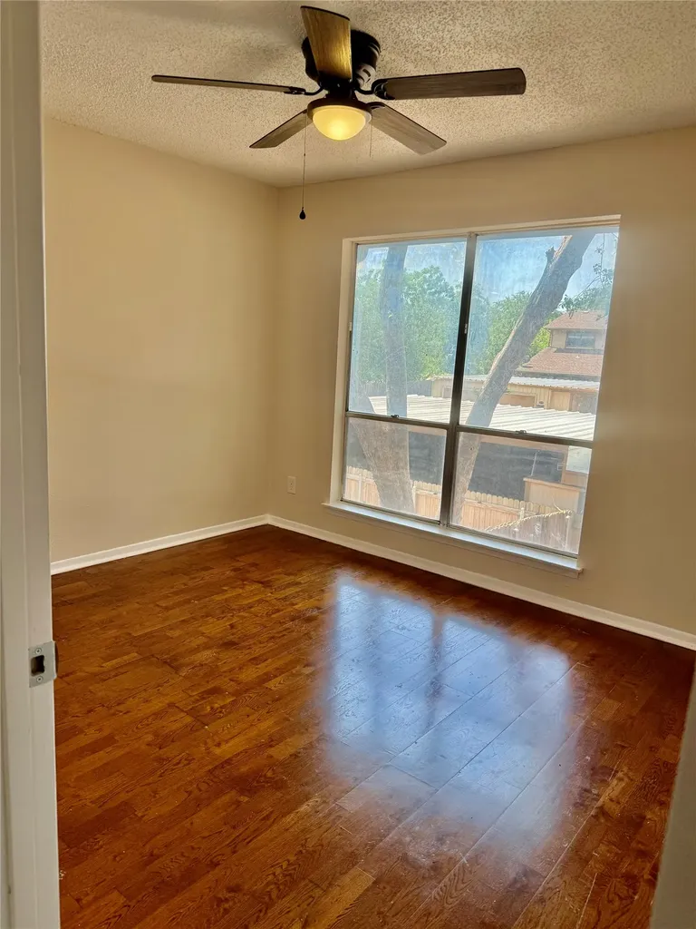 2010 Westkendal Lane Arlington TX 76015