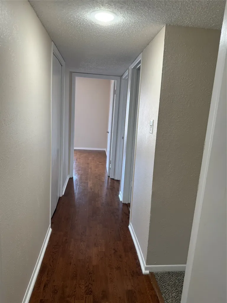 2010 Westkendal Lane Arlington TX 76015