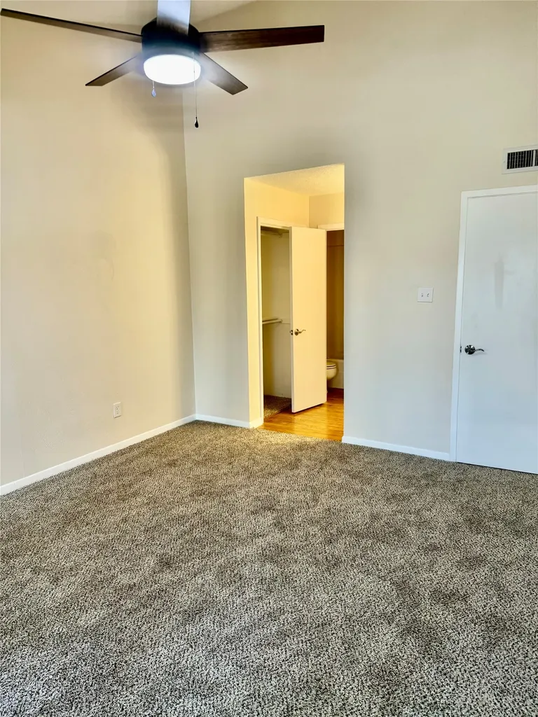 2010 Westkendal Lane Arlington TX 76015