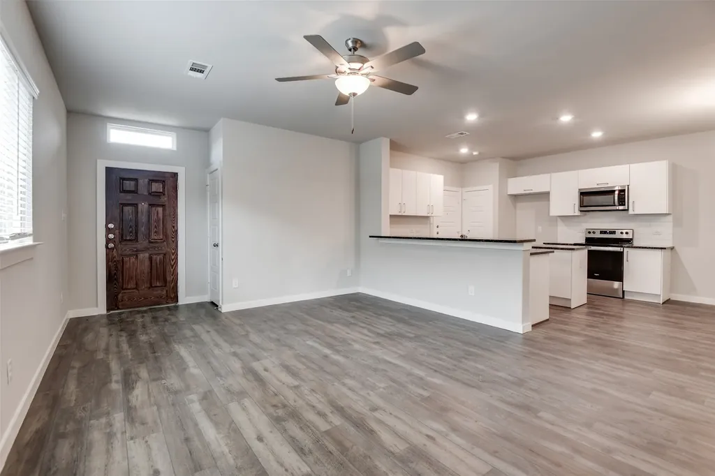 609 Blackland Drive Venus TX 76084