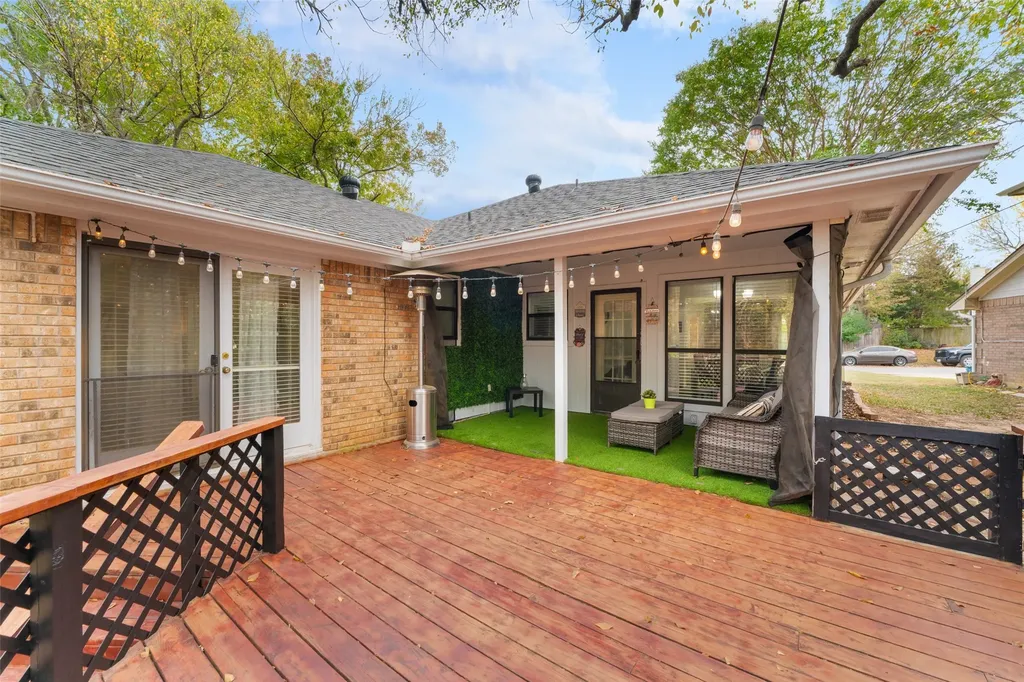 2705 Dover Gardens Drive Arlington TX 76017