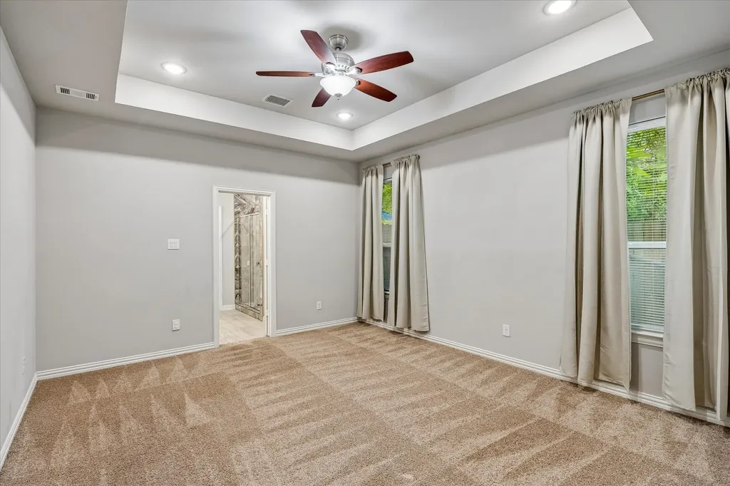 344 N Taylor Street Gainesville TX 76240