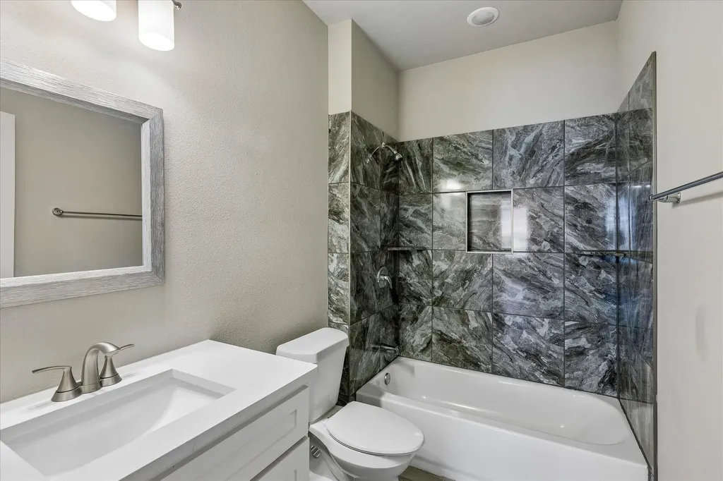 344 N Taylor Street Gainesville TX 76240