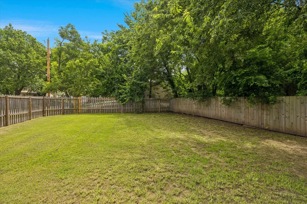 344 N Taylor Street Gainesville TX 76240