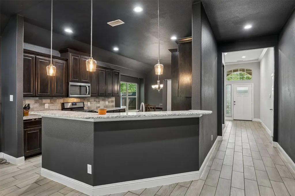 4030 Gilmore Street Fort Worth TX 76111