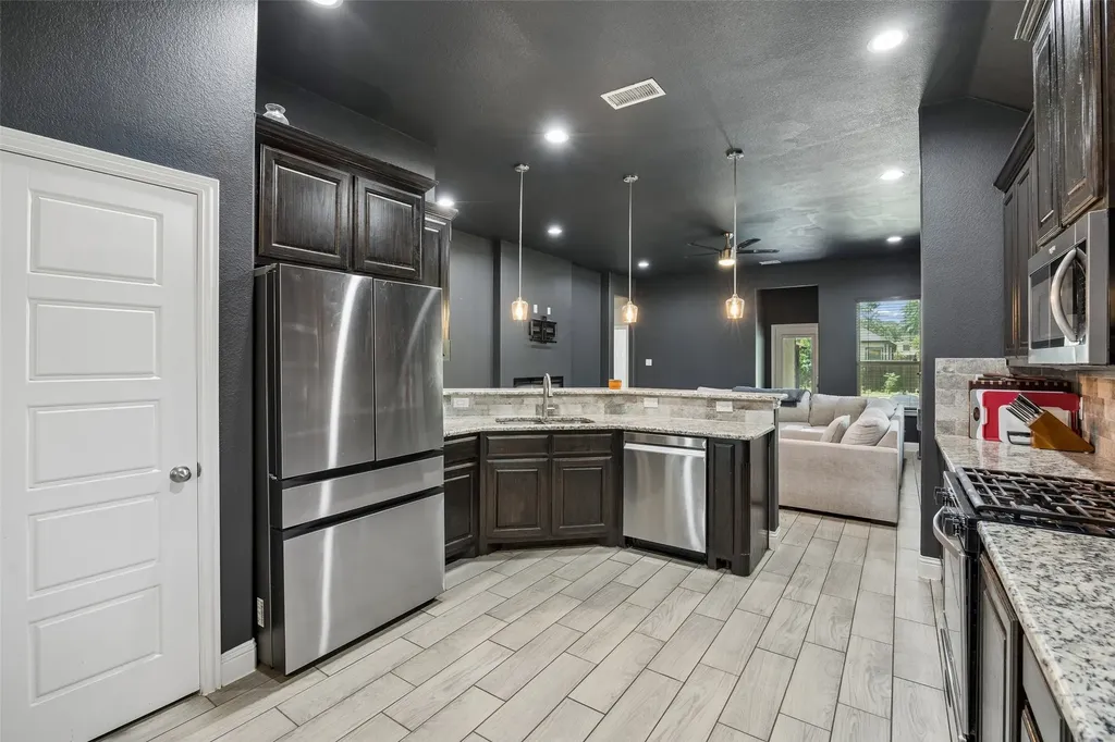 4030 Gilmore Street Fort Worth TX 76111