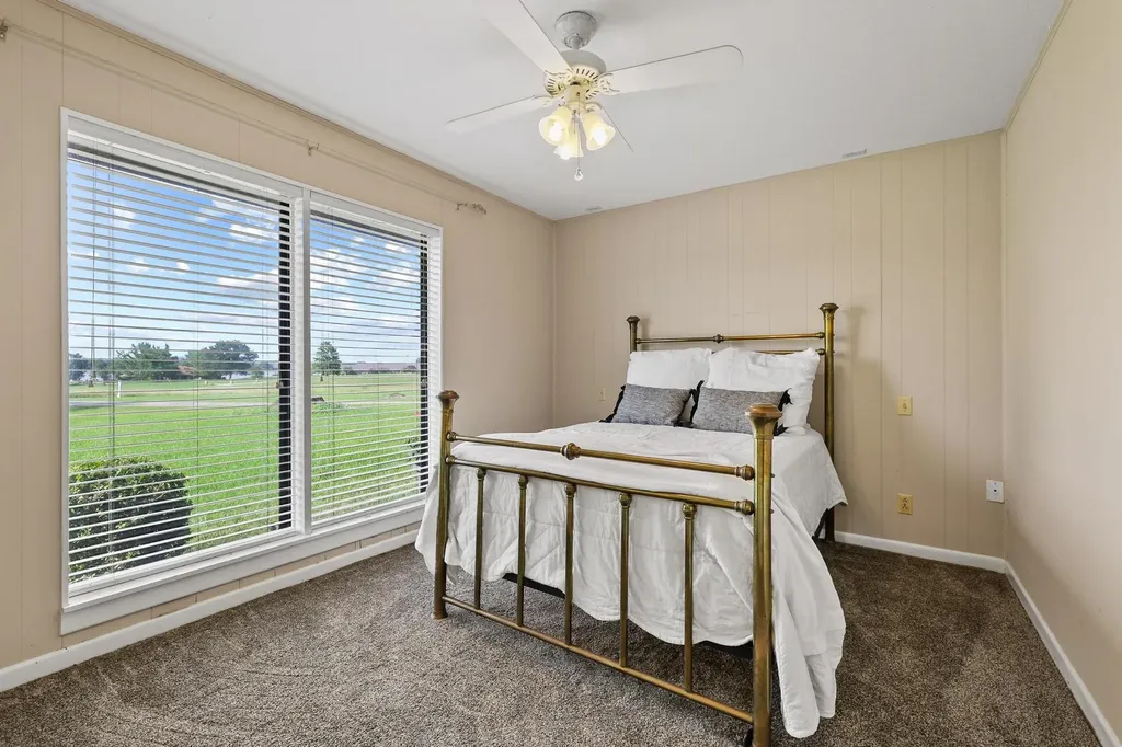 1900 S Shore Drive Bonham TX 75418