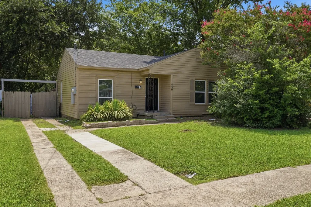 1450 Holcomb Road Dallas TX 75217