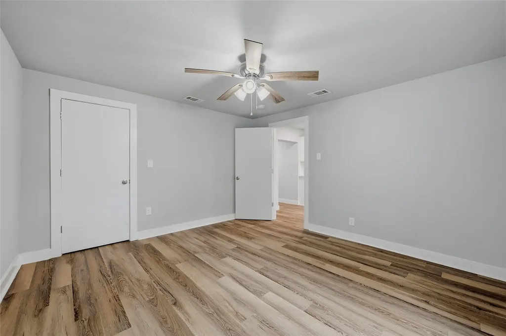 1525 W Woodard Street Denison TX 75020