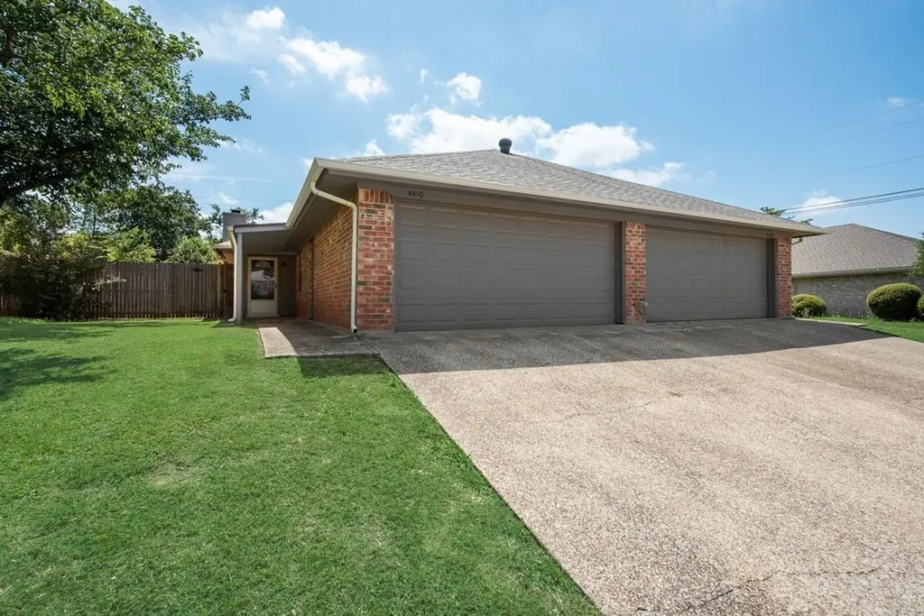6608 Parkview Lane North Richland Hills TX 76182